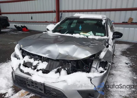 2023 Honda Civic Sport z USA, uszkodzony, nr VIN 2HGFE2F57PH526207